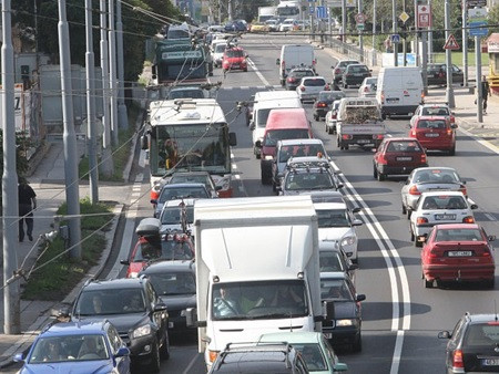 Výzva motoristům: Chraňte občany, ulevte přetíženým zdravotníkům. Auty s odmontovanými filtry nejezděte do měst.