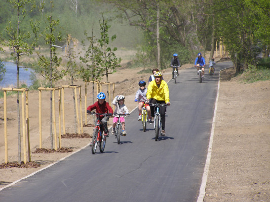 MMR: Přes 230 km nových cyklostezek z IROP zvýší bezpečnost cyklistů a dostupnost obcí
